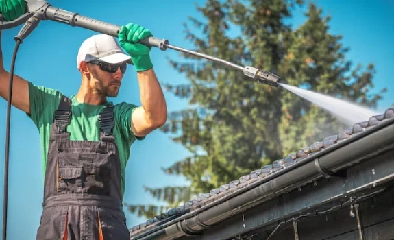 How Often Should Gutters Be Cleaned?
